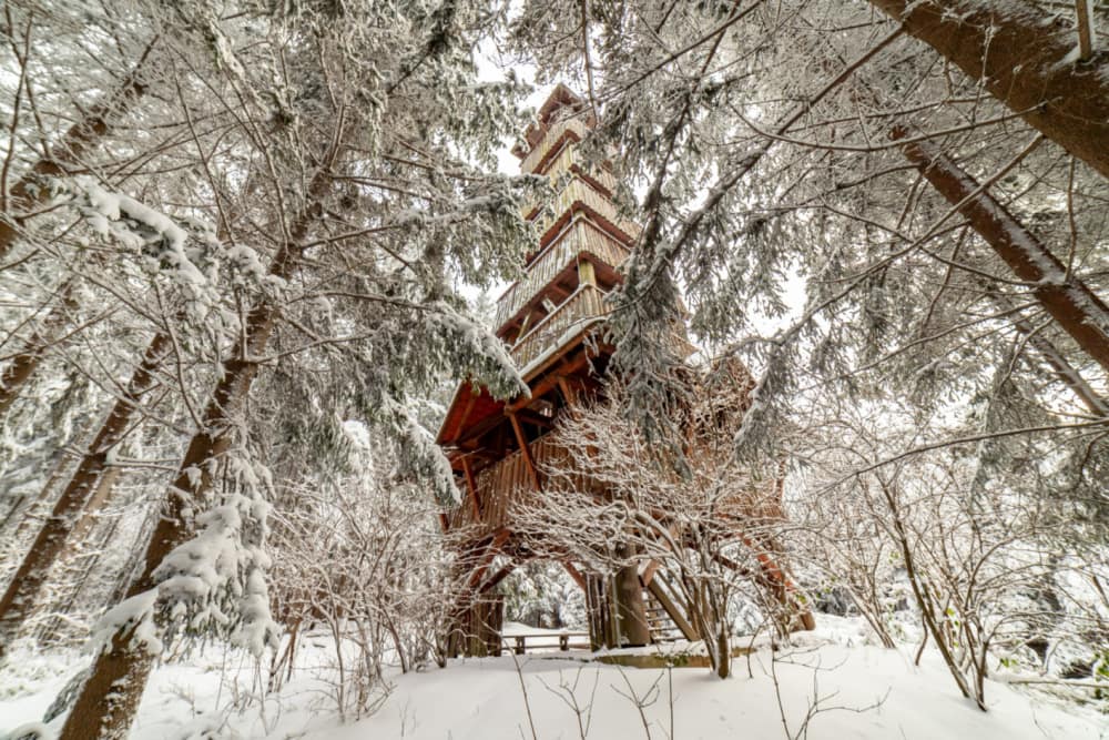VALAŠSKÉ KLOBOUKY-Rozhledna Královec 2