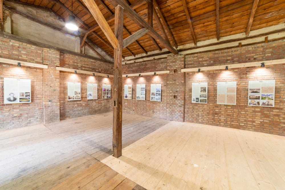 HUBERT GESSNER-expozice-stodola-4